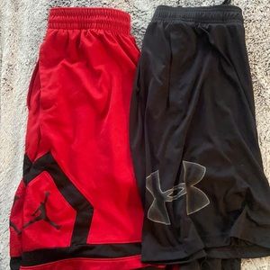 2 pairs of XL shorts Jordan and UA